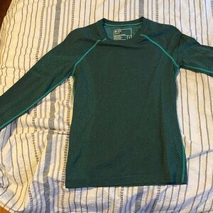 Figs Seamless Teal Top underscrub